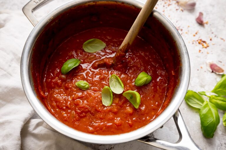 Spicy Arrabbiata Sauce Recipe – Nicky’s Kitchen Sanctuary
